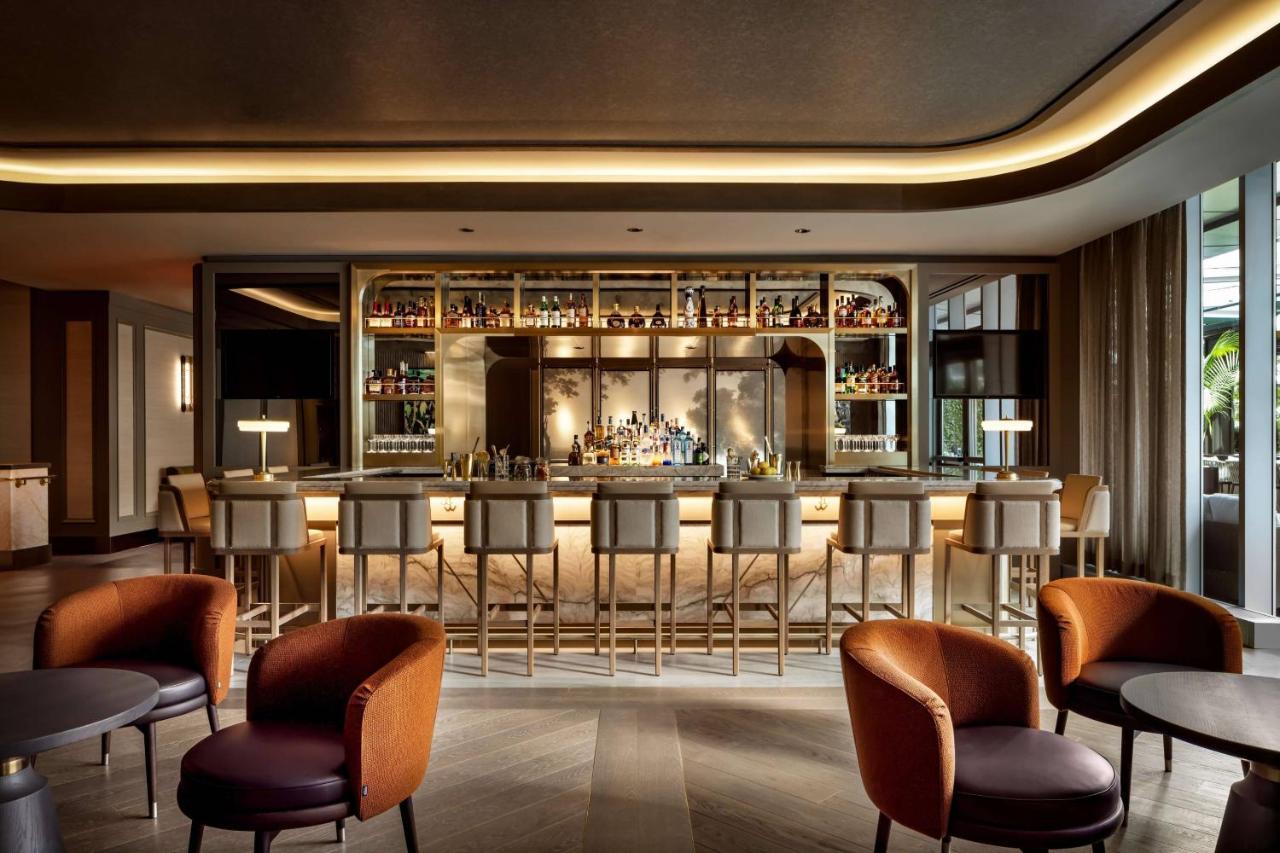 The Ritz-Carlton, Toronto Hotel Exterior photo